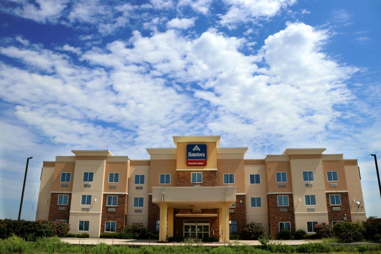 Hometown Executive Suites Bridgeport Exterior photo